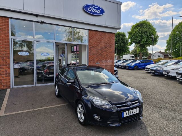 2011 (11) Ford Focus 1.6 Zetec Hatchback 5dr Petrol Manual Euro 5 (105 ps)