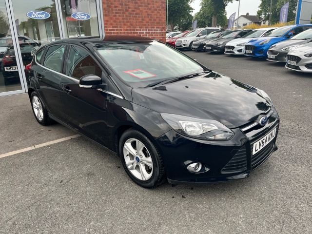 2014 (64) Ford Focus 1.6 Zetec Hatchback 5dr Petrol Manual Euro 5 (105 ps)